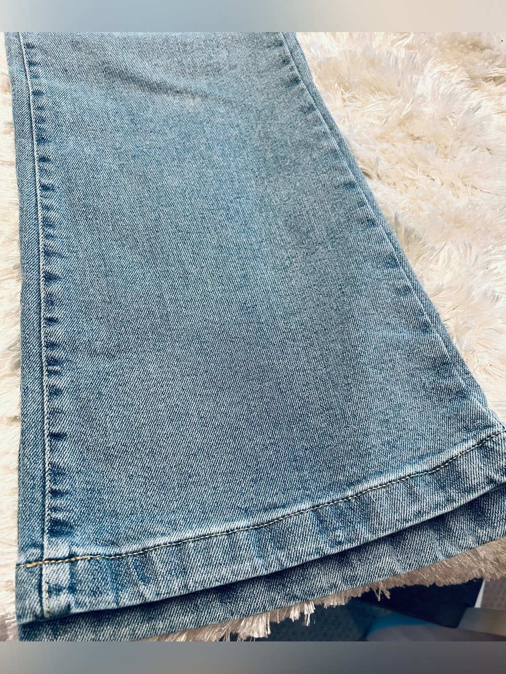 Super cute pair of Kenzie jeans. Very well made. Size 12/31 with 29” inseam. - Picture 3 of 9